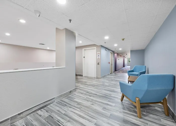 Hotel Americinn By Wyndham Champaign Area