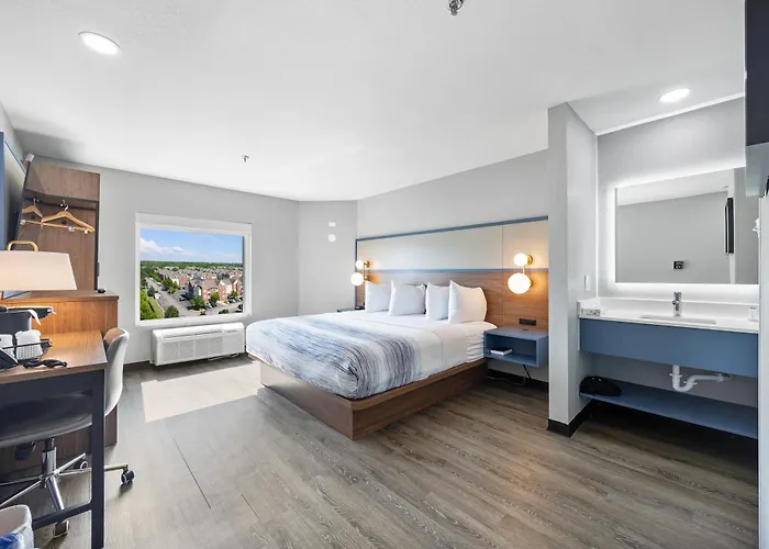 Hotel Americinn By Wyndham Champaign Area Urbana