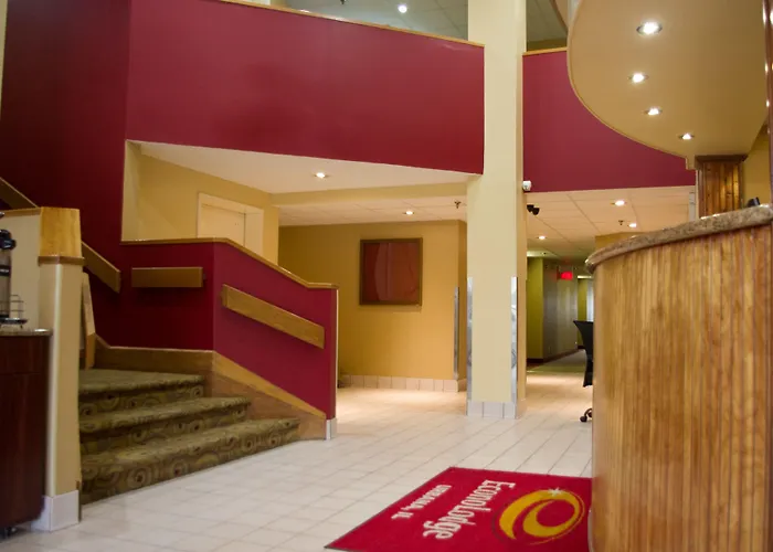 Americinn By Wyndham Champaign Area Hotel