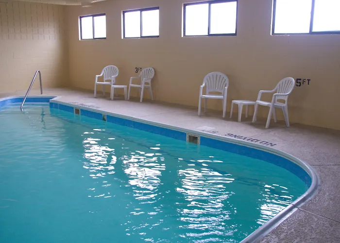 Americinn By Wyndham Champaign Area Hotel