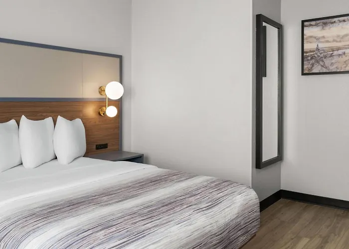 Hotel Americinn By Wyndham Champaign Area Urbana