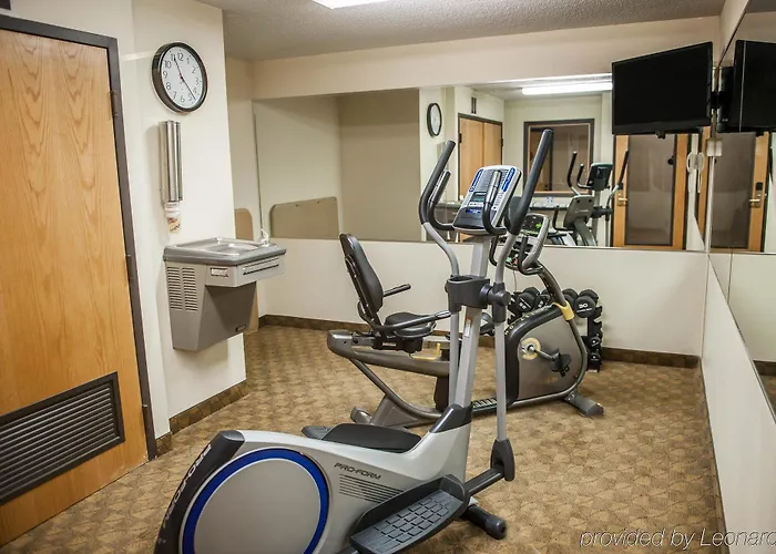 Americinn By Wyndham Champaign Area Hotel