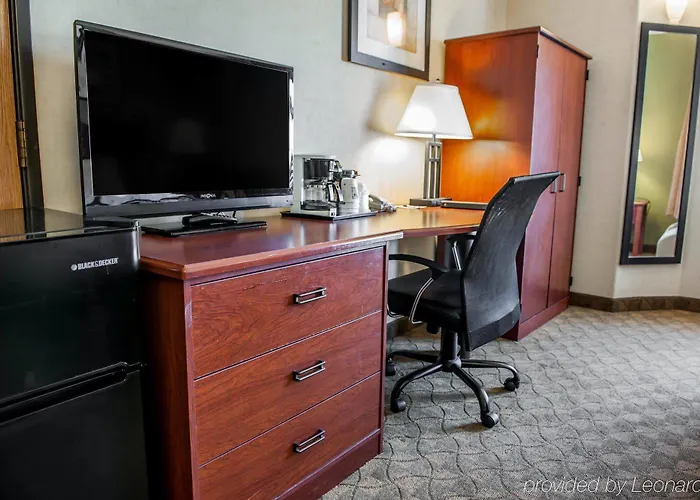 Hotel Americinn By Wyndham Champaign Area